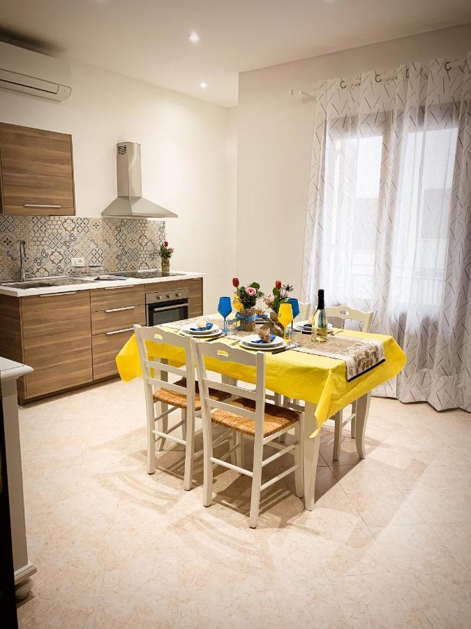 Talos Apartments 산비토로카포 외부 사진