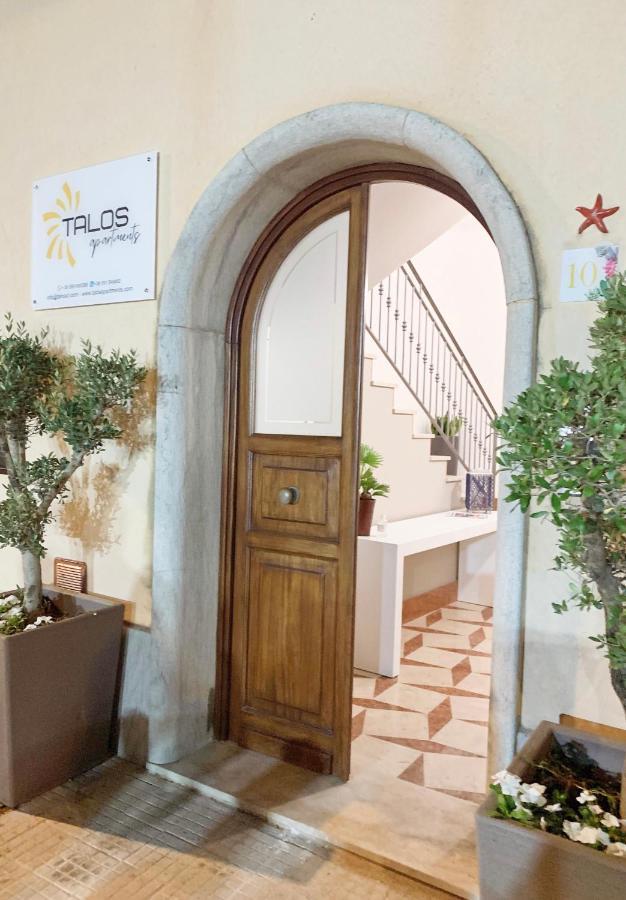 Talos Apartments 산비토로카포 외부 사진