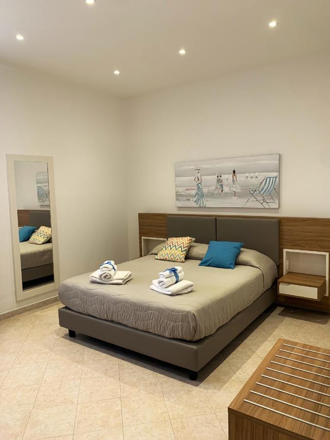 Talos Apartments 산비토로카포 외부 사진