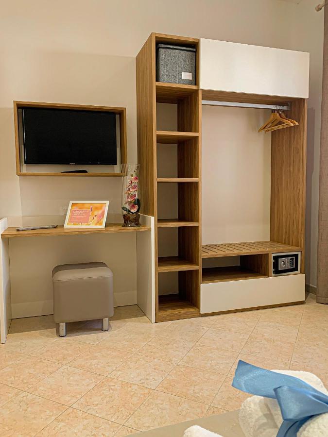Talos Apartments 산비토로카포 외부 사진